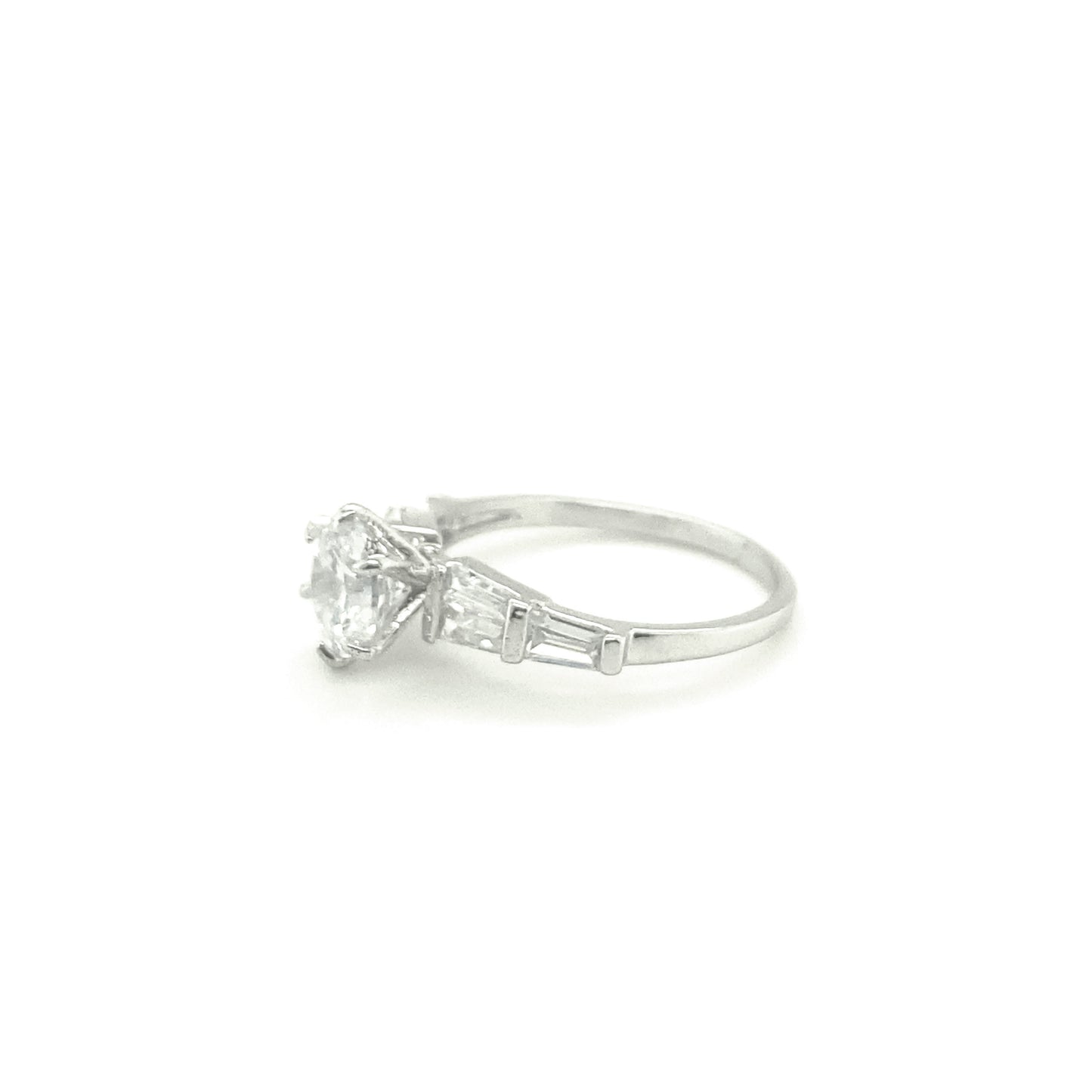 BMR38001WH - Round Cut - Engagemet Ring