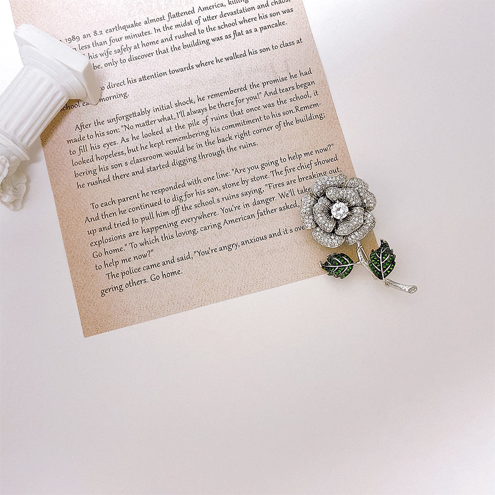 BMC80164 - White Rose Green Leaf - 2-in-1 Pendant Necklace Brooch