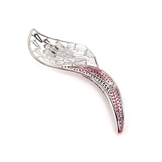 BMC88133 - Crescent Leaf - Brooch