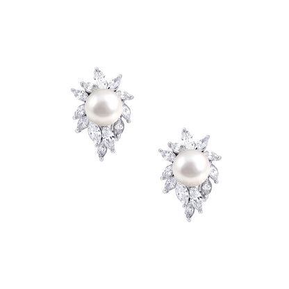 BME80630 - Leaf White Shell Pearl Stud Earrings - Stud Earrings